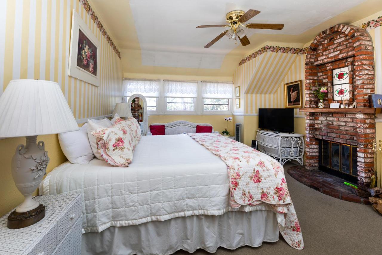 Gold Mountain Manor Bed and Breakfast Big Bear Lake Exteriör bild